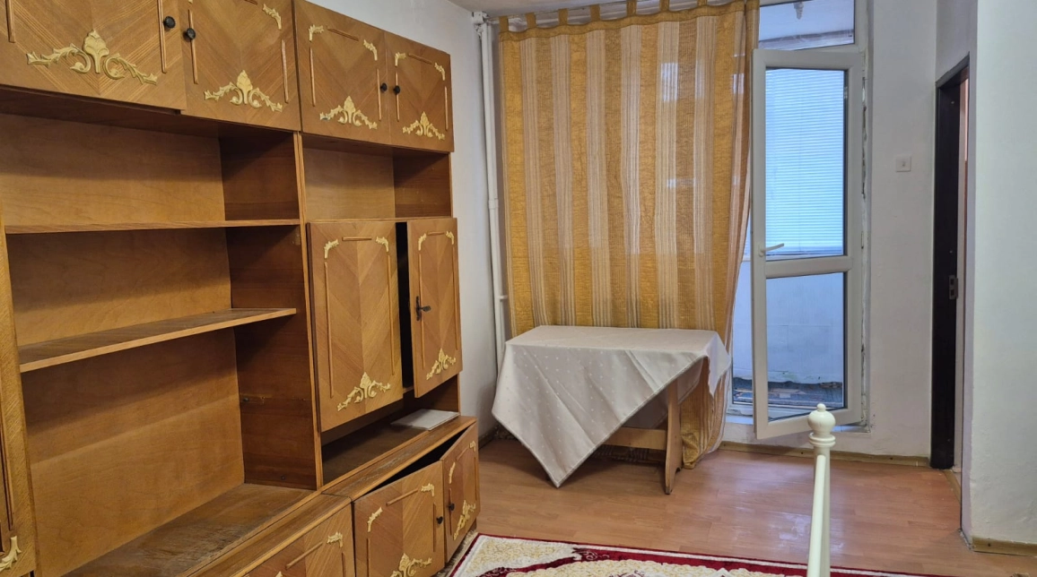 Oferta De inchiriat apartament, 1 camera, open-space, 30 mp, Tatarasi,  Statia Flora imagine 4