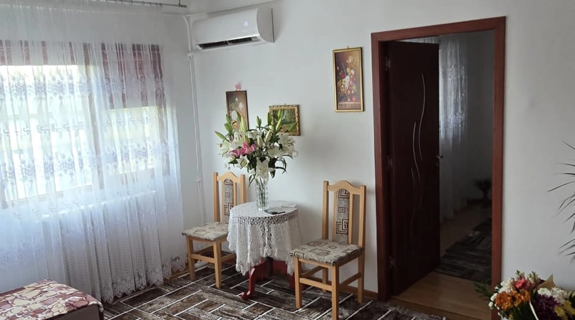Oferta Apartament, 3 camere semidecomandat, 65 mp, Podu Ros, de vanzare,  Sensul giratoriu imagine 5