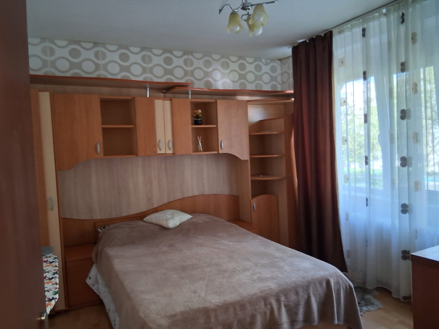 2 camere,  semidecomandat,  50 mp, de vanzare apartament in zona Podu Ros,  (Salubris) 162263