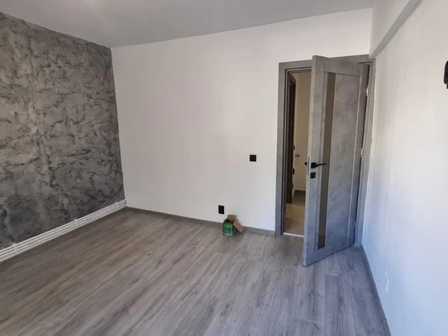 Apartament, 2 camere  decomandat,  56 mp, Nicolina, de vanzare,  (Belvedere ) 162321