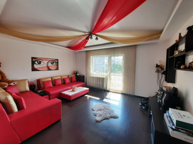 De vanzare apartament, 3 camere,  decomandat,  84 mp, Maratei,  (Piata Progresului) 163072