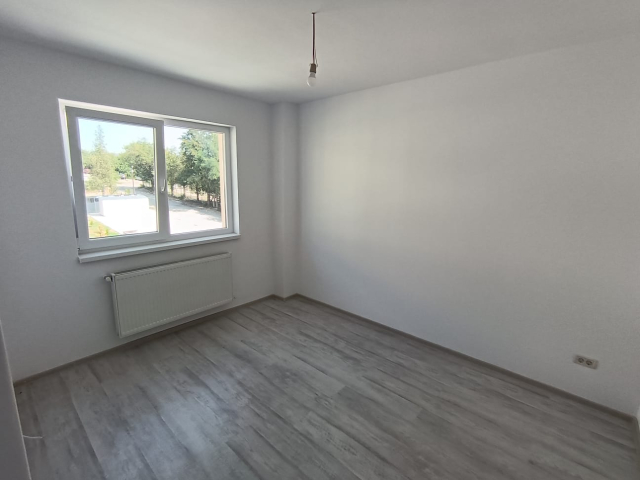 Popas Pacurari apartament nou  48 mp, 2 camere,  semidecomandat, de vanzare,  (Antibiotice) 163489
