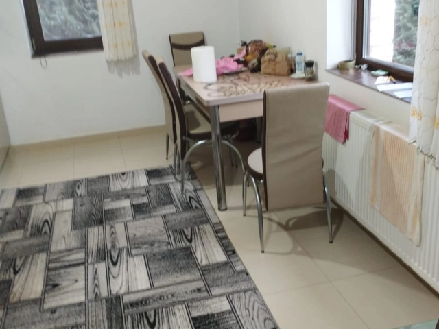 Apartament 5 camere - Valea Adanca