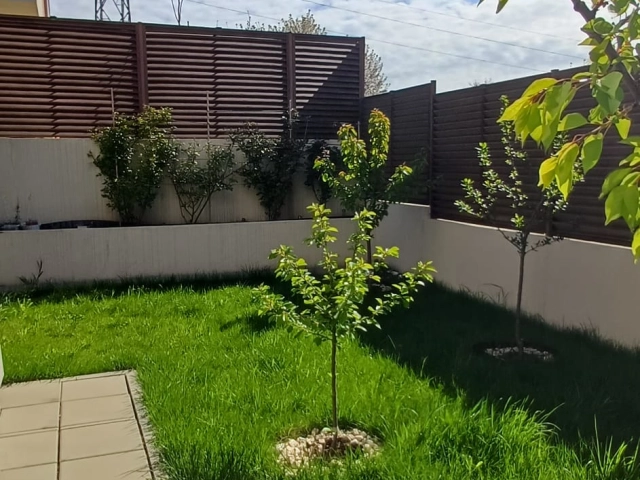 Apartament 4 camere - Miroslava