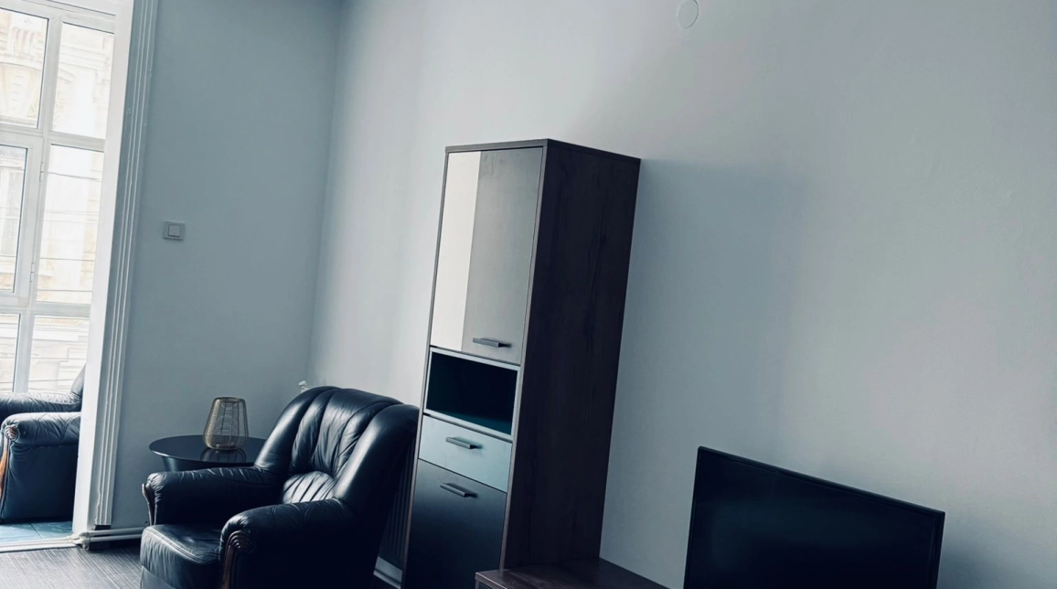 Apartament, 2 camere decomandat, 50 mp, Centru, de inchiriat, Piata Unirii, Cod 162701 — fotografia 3