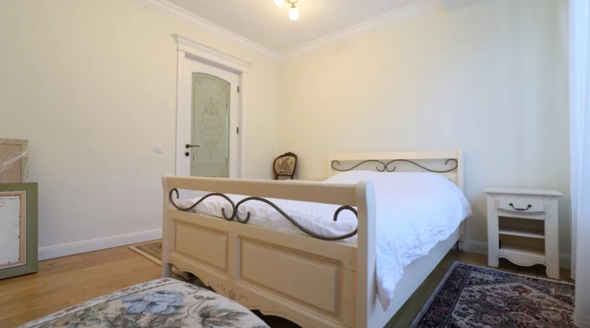 Apartament de inchiriat, 3 camere, decomandat, 120 mp, Centru, Palas, Cod 162045 — fotografia 3